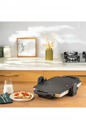 Emsan Bella Gusto Tost Makinesi 1800W Krem