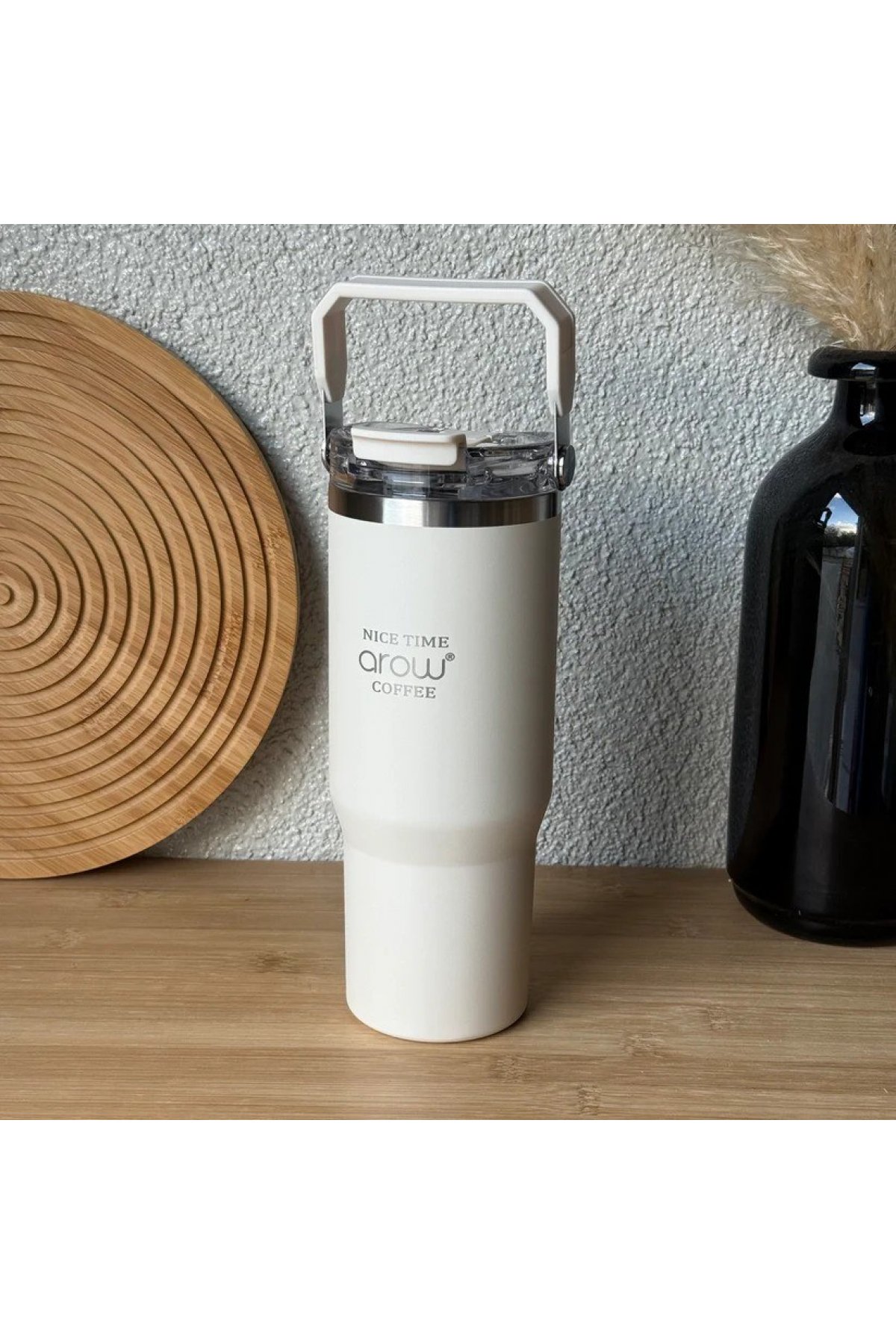 Arow H-206 Taşıma Kulplu Pipetli Kupa Matara 750 ML Beyaz