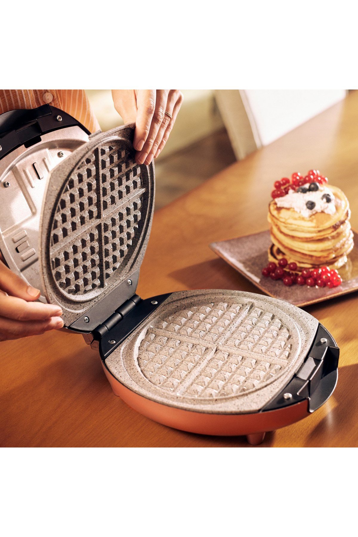 Karaca Funday Waffle Makinesi - Kırmızı